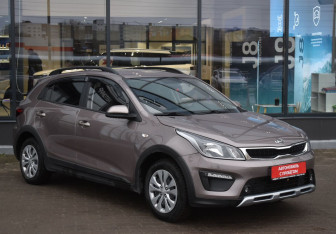 Подержанный автомобиль Kia Rio Hatchback 2020 года (3 фото)