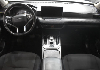Подержанный автомобиль Haval Jolion 2023 года (12 фото)