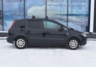 Подержанный автомобиль Ford C-MAX 2007 года (4 фото)