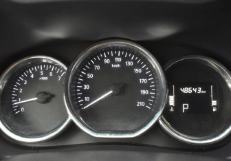 Подержанный автомобиль Nissan Terrano 2020 года (13 фото)