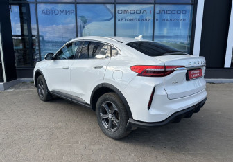Подержанный автомобиль Haval F7x 2022 года (7 фото)