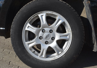 Подержанный автомобиль Chery Tiggo (T11) 2013 года (9 фото)