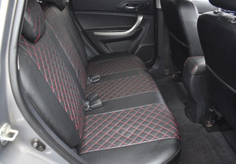 Подержанный автомобиль Changan CS35 2014 года (11 фото)