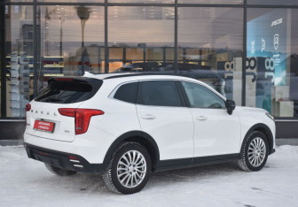 Подержанный автомобиль Haval Jolion 2024 года (5 фото)