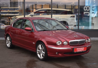 Подержанный автомобиль Jaguar X-Type Sedan 2006 года (3 фото)