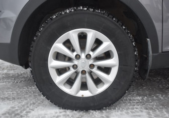 Подержанный автомобиль SsangYong Actyon 2013 года (9 фото)