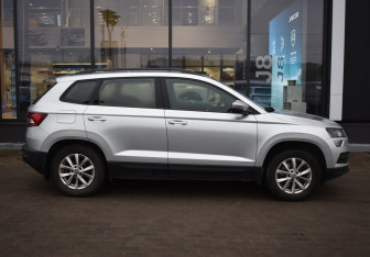 Подержанный автомобиль Skoda Karoq 2020 года (4 фото)