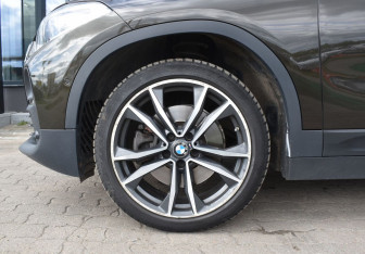 Подержанный автомобиль BMW X2 2018 года (9 фото)