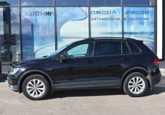 Подержанный автомобиль Volkswagen Tiguan 2017 года (8 фото)