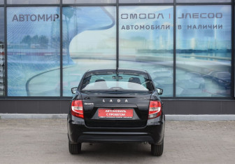 Подержанный автомобиль LADA (ВАЗ) Granta Sedan 2024 года (6 фото)