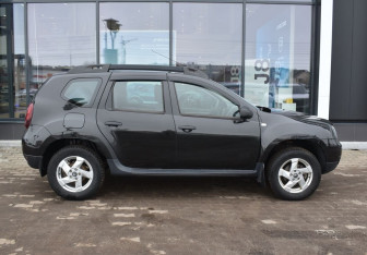 Подержанный автомобиль Renault Duster 2018 года (4 фото)