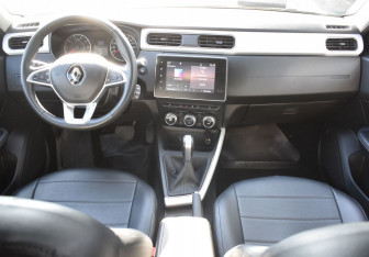 Подержанный автомобиль Renault Arkana 2021 года (12 фото)