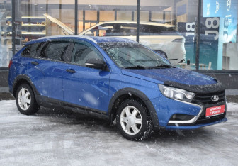 Подержанный автомобиль LADA (ВАЗ) Vesta Wagon 2020 года (3 фото)