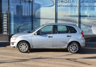 Подержанный автомобиль Datsun mi-DO 2016 года (8 фото)