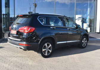 Подержанный автомобиль Haval H6 2017 года (5 фото)