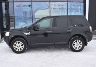 Подержанный автомобиль Land Rover Freelander 2010 года (8 фото)