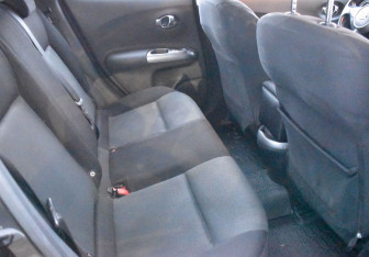 Подержанный автомобиль Nissan Juke 2012 года (11 фото)