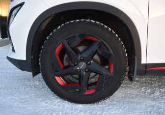 Подержанный автомобиль Omoda C5 2022 года (9 фото)