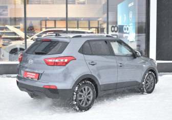 Подержанный автомобиль Hyundai Creta 2021 года (5 фото)