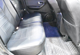 Подержанный автомобиль УАЗ Patriot 2014 года (10 фото)