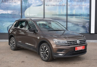 Подержанный автомобиль Volkswagen Tiguan 2020 года (3 фото)