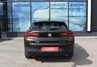 Подержанный автомобиль BMW X2 2018 года (6 фото)