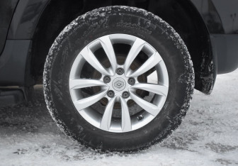 Подержанный автомобиль Renault Duster 2017 года (9 фото)