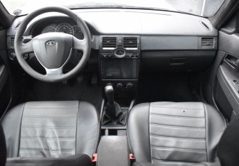 Подержанный автомобиль LADA (ВАЗ) Priora Sedan 2013 года (12 фото)