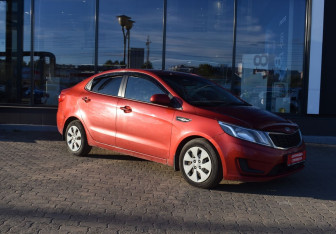 Подержанный автомобиль Kia Rio Sedan 2014 года (3 фото)