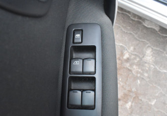 Подержанный автомобиль Nissan Qashqai 2012 года (11 фото)