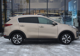 Подержанный автомобиль Kia Sportage 2018 года (4 фото)