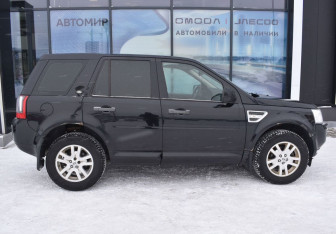 Подержанный автомобиль Land Rover Freelander 2010 года (4 фото)