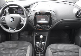 Подержанный автомобиль Renault Kaptur 2020 года (12 фото)