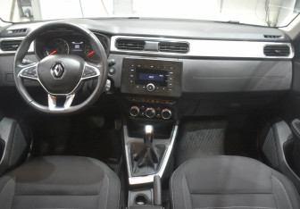 Подержанный автомобиль Renault Arkana 2019 года (12 фото)