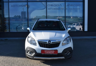 Подержанный автомобиль Opel Mokka 2013 года (2 фото)