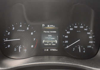 Подержанный автомобиль Hyundai Solaris Sedan 2020 года (14 фото)