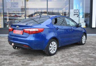 Подержанный автомобиль Kia Rio Sedan 2013 года (5 фото)