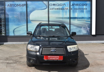 Подержанный автомобиль Subaru Forester Suv 2007 года (2 фото)