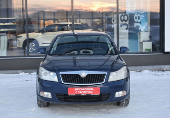 Подержанный автомобиль Skoda Octavia Liftback 2008 года (2 фото)