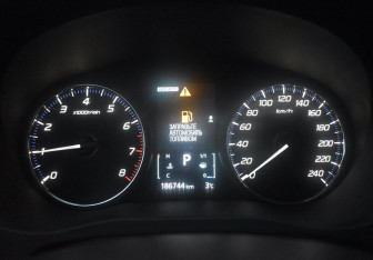 Подержанный автомобиль Mitsubishi Outlander 2019 года (13 фото)