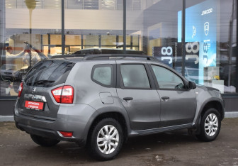 Подержанный автомобиль Nissan Terrano 2016 года (5 фото)
