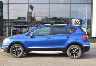 Подержанный автомобиль Suzuki SX4 Hatchback 2014 года (8 фото)