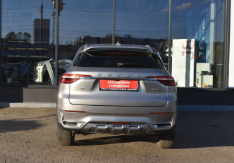 Подержанный автомобиль Haval F7 2021 года (6 фото)