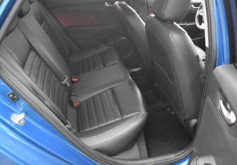 Подержанный автомобиль Hyundai Solaris Sedan 2020 года (11 фото)