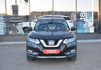 Подержанный автомобиль Nissan X-Trail 2020 года (2 фото)