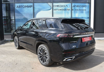 Подержанный автомобиль Jaecoo J8 2024 года (7 фото)