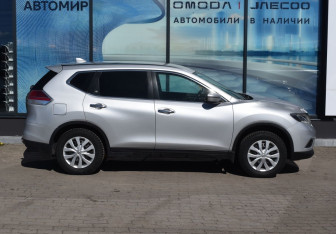 Подержанный автомобиль Nissan X-Trail 2018 года (4 фото)