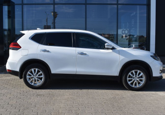 Подержанный автомобиль Nissan X-Trail 2019 года (4 фото)