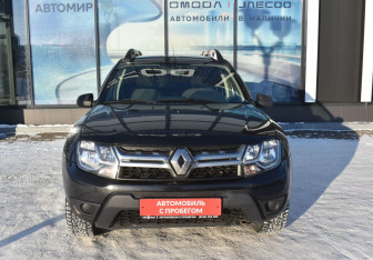 Подержанный автомобиль Renault Duster 2018 года (2 фото)