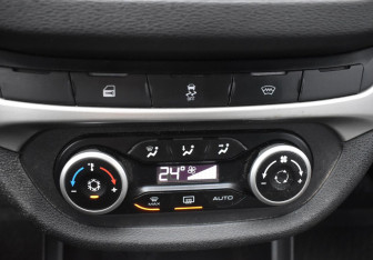 Подержанный автомобиль LADA (ВАЗ) Vesta Wagon 2020 года (15 фото)